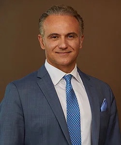 Kiya Movassaghi, MD, DMD, FACS